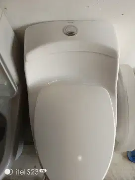 Kloset duduk toto model terbaru type 823