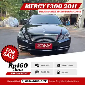 Mercedes Benz E300 Elegance 3.0 AT 2011