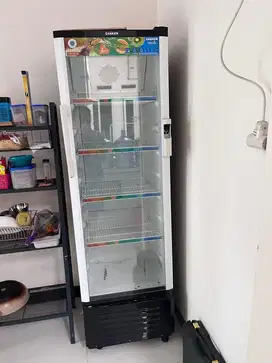 Showcase Sanken Tinggi 180 cm