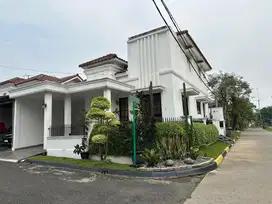 DISEWAKAN RUMAH HOOK NYAMAN APIK SEMI FURNISHED LIPPO CIKARANG