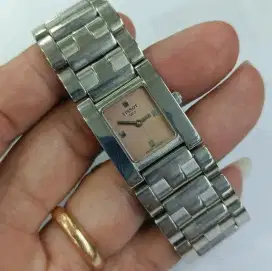 Tissot wanita L840K pink salmon dial original  bekas bagus normal