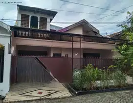 Rumah di Wisma Permai , Strategis, Murah