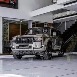 Land Cruiser Prado Kakadu 250