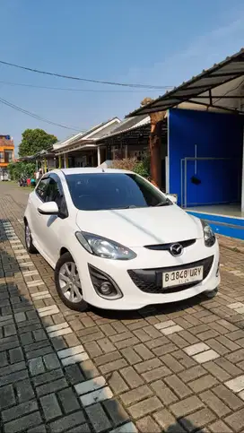Mazda 2 V Matic 2014 Dp 5 Juta Promo