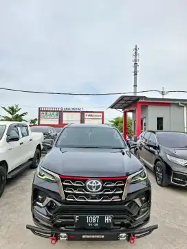 VRZ TRD 2021 diesel matic. Km 88rb antik