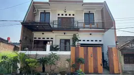 Rumah mewah dua lantai 5 kamar Pondok Mitra Lestari Bekasi Selatan