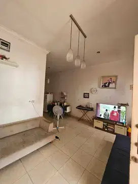 Dijual Murah Rumah 1,5 Lantai diDaerah Kelapa Gading Jakarta Utara 004