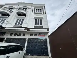 Dijual rumah komplek sutomo permata jalan karantina 2 daerah krakatau