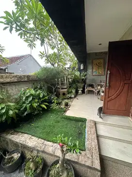 Jual Rumah 2lt Lokasi Antasura Denpasar Barat area Hunian Strategis