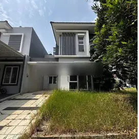 Rumah Gading Serpong 206 M2 Hoek Brand New ! Dekat Dengan Tol