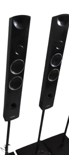 Sepasang speaker tower SHARP pasif
