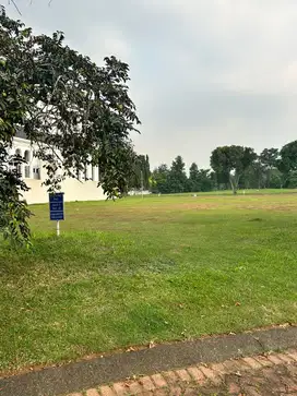 Kavling luas posisi bagus Paramount Hill Golf, Gading Serpong