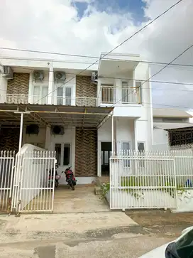Dijual townhouse murah area kambang iwak jln. Cut nyak dien
