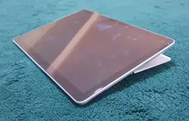 Jual Cepat Microsoft Surface Go 2 RAM 8 GB