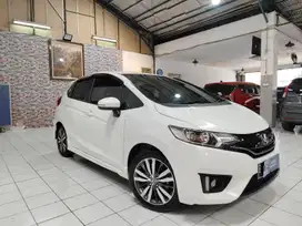 HONDA JAZZ RS GK5 AUTOMATIC 2014 PUTIH ISTIMEWA SIAP PAKAI