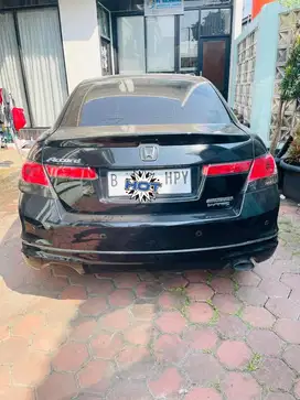 ACCORD VTI-L 2010 MATIC TIPE TERTINGGI
