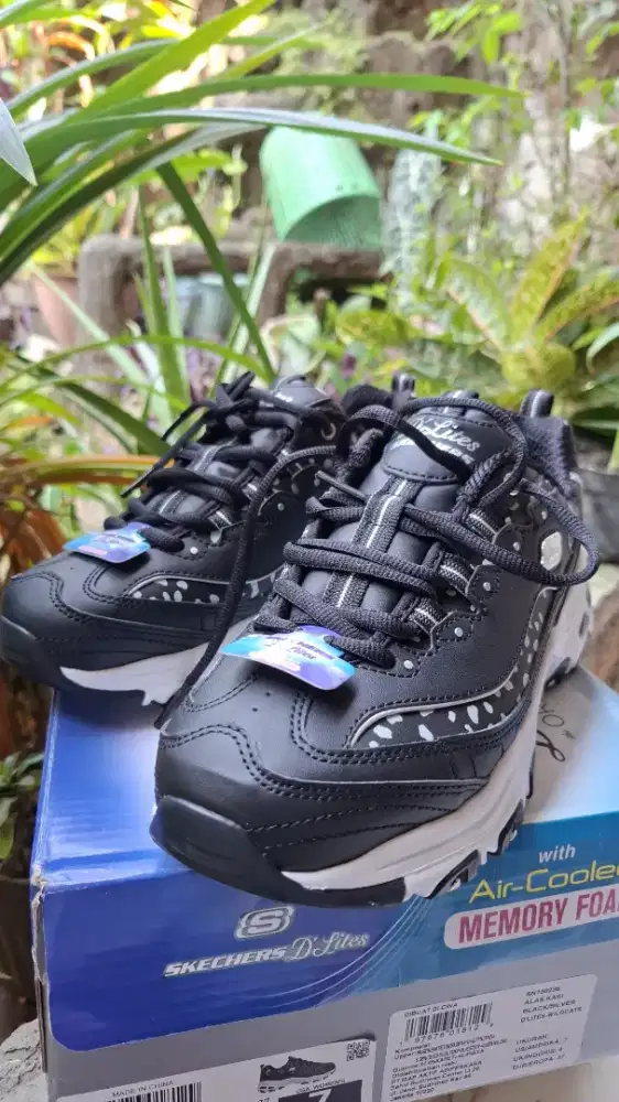 Skechers D'lites Women's