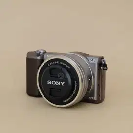 Sony A5100 kit 16-50mm OSS Grey