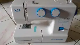 Di jual mesin jahit portable tipe xcp hsm 988