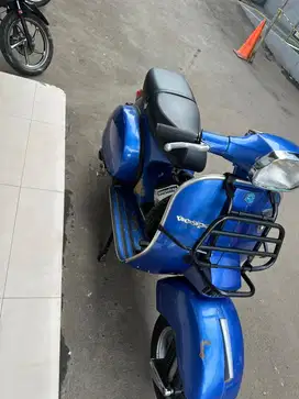 Vespa Strada non Sen