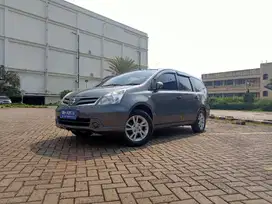 Nissan Grand livina  1.5 SV Bensin-MT 2013 Abu-Abu