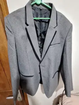 Jual Jas woll semi formal kondisi baru