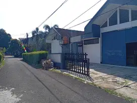 DI SEWA DI KONTRA KAN RUMAH SIAP HUNI STRATEGIS TURANGGA KOTA BANDUNG