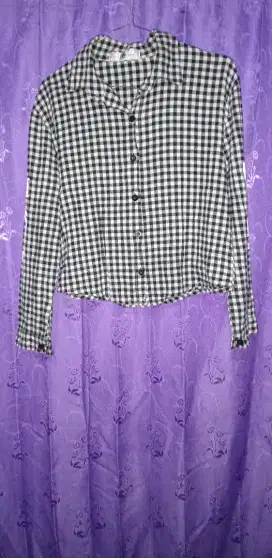 BLOUSE CROP PRELOVED