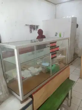 Perlengkapan warteg