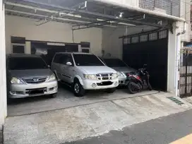 Rumah /pabrik konveksi 2 lantai di jl Pejagalan 5, jakarta barat