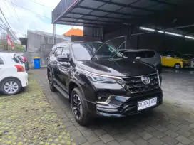 VRZ GR 2.8 hitam 2022