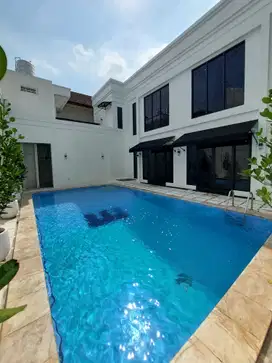 Rumah pondok indah bangunan baru furnish ada kolam renang akses tol