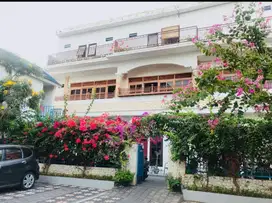 jual Rumah kos 21 kamar , 3 lantai area 70m masuk by pass kuta bali