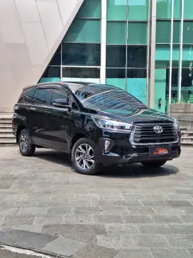 TOYOTA KIJANG INNOVA REBORN 2.4 V DIESEL 2022 AT SOLAR AUTOMATIC