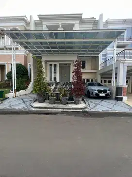 Rumah baru 2.5 lantai di Royal Gading Mansion, Kelapa Gading