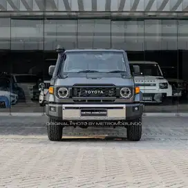 Toyota Land Cruiser 70 GXL