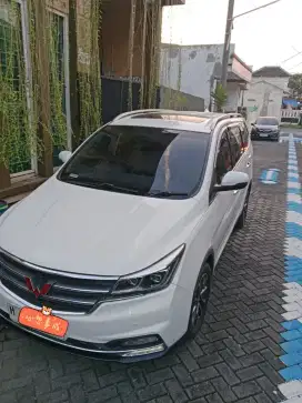 HRG CASH WULING CORTEZ 1.8 L LUX AMT