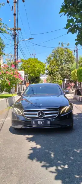 MERCY E 250 2016 AMG BISA CREDIT DP MINIM