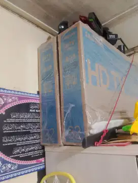 DIJUAL RUGI TV 32INC MASIH BARU SEGEL