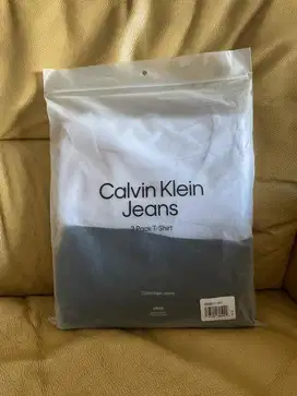Calvin Klein Jeans 2 Pack T-Shirt Size S Oversized Kaos Original Ori