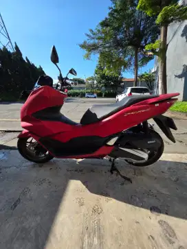 Jual honda pcx 2024 masih seperti baru