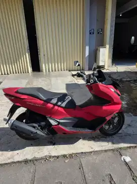 Jual honda pcx 2024 masih seperti baru