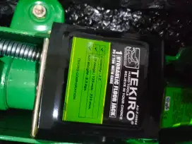Dongkrak buaya 2 ton mollar dan tekiro