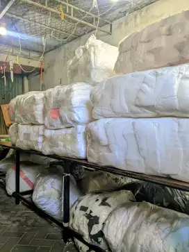Mencari pekerjaan kating bahan