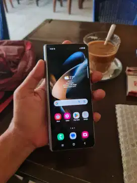 Samsung Z Fold 4 256Gb Resmi Sein (-wifi saja tdk bisa)