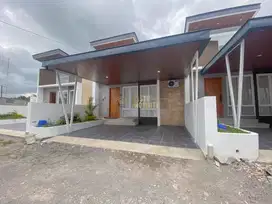 RUMAH TERLARIS DI NGAGLIK DALAM PERUMAHAN DEKAT KAMPUS UII