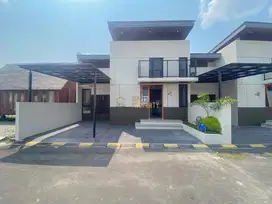 RUMAH KEKINIAN KONTEMPORER DI SIDOARUM GODEAN SLEMAN
