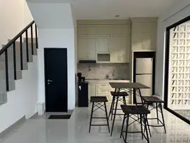 Disewakan Rumah Baru semi furnished di Shila Sawangan