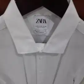 Kemeja ZARA Men Size M Perforated White Lengan Panjang