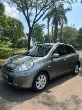Nissan March Matic 2011 abu abu pajak panjang